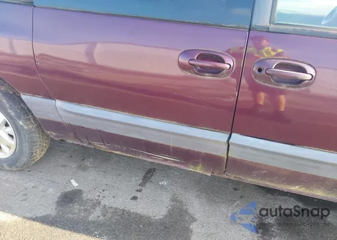 2000 Plymouth Grand Voyager Se from USA, damaged, VIN 2P4GP44G0YR523234